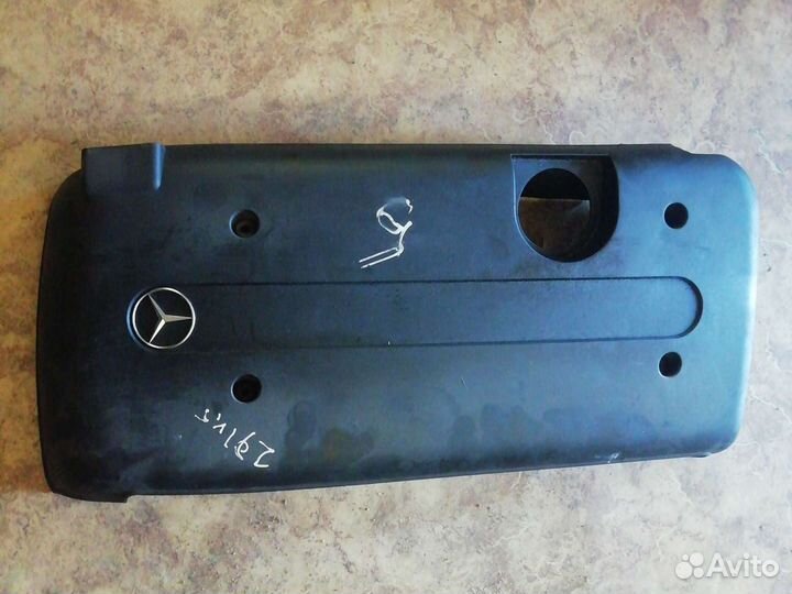 Крышка двигателя Mercedes E-Class W211 OM646