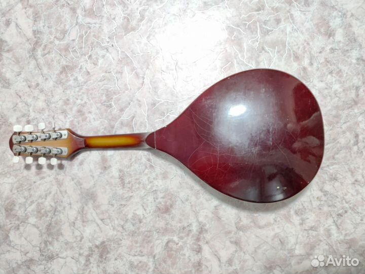 Балалайка мандолина