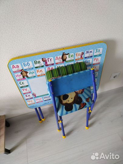 Детский стол и стул
