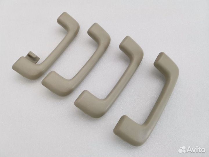 Ручка потолочная Mitsubishi Outlander 3 рестайлинг