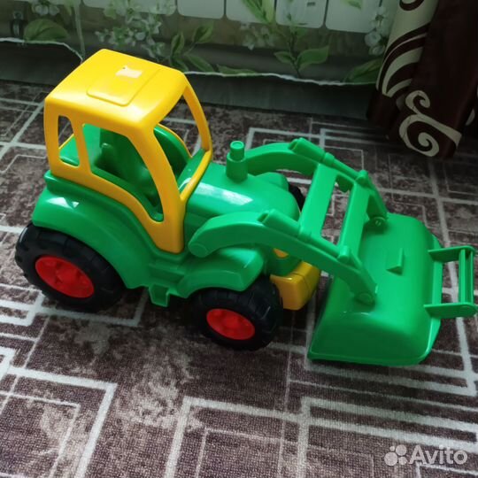 Игрушка грузовик