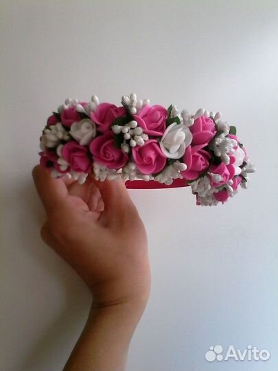 Венок, ободок на голову из цветов