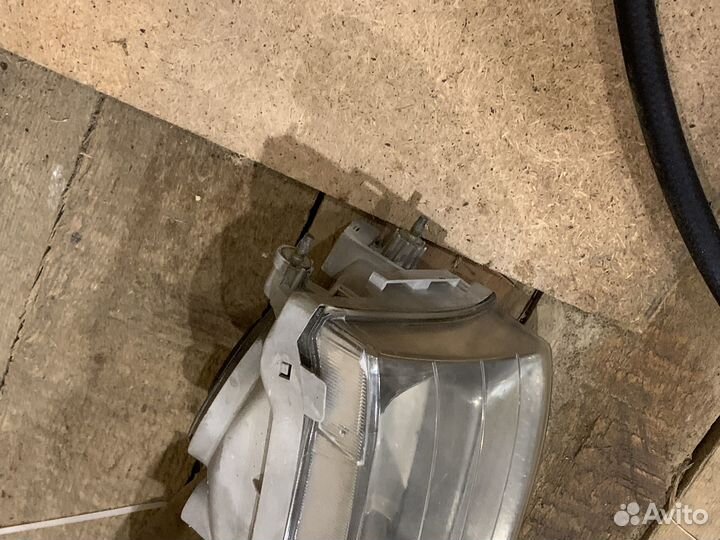 Фары toyota mark 2 100