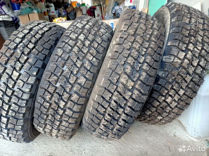 КАМА И-520 235/75 R15 105S
