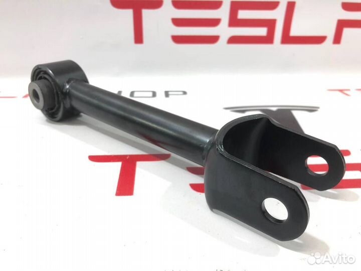 Рычаг задний Tesla Model 3 2021 1044431-00-A