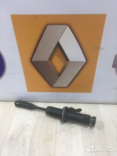 Главный цилиндр сцепления гцс Renault logan