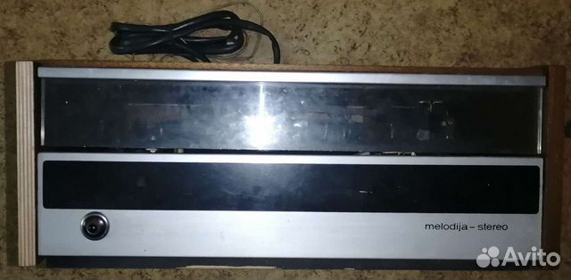 Проигрыватель Melodija Stereo