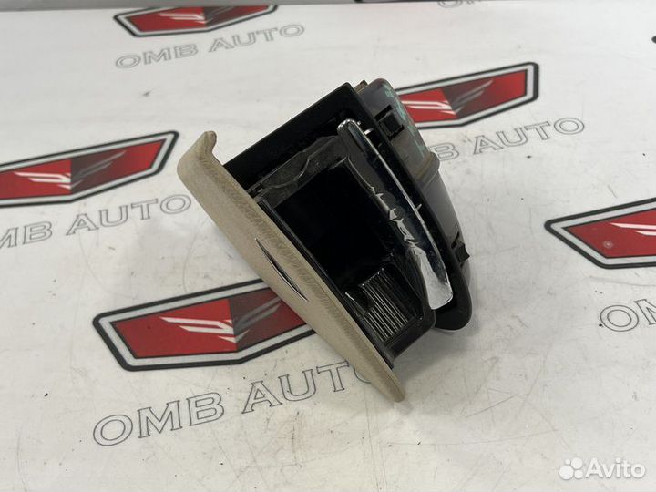 Пепельница задняя правая в дверь Мерседес W211