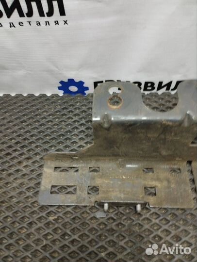 Кронштейн (крепление) Volvo FH4 21816510