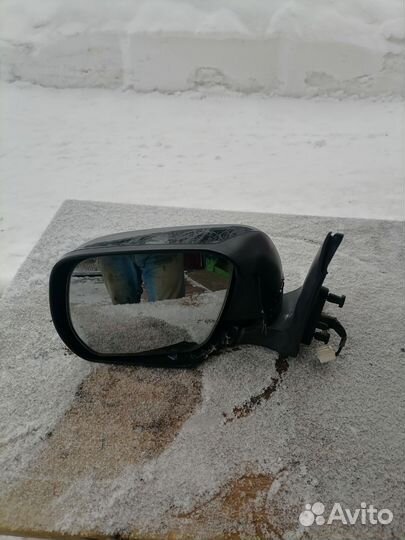 Зеркало левое Сузуки гранд Витара.3 дверка