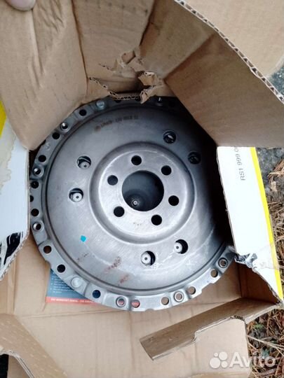 Новое сцепление Гольф