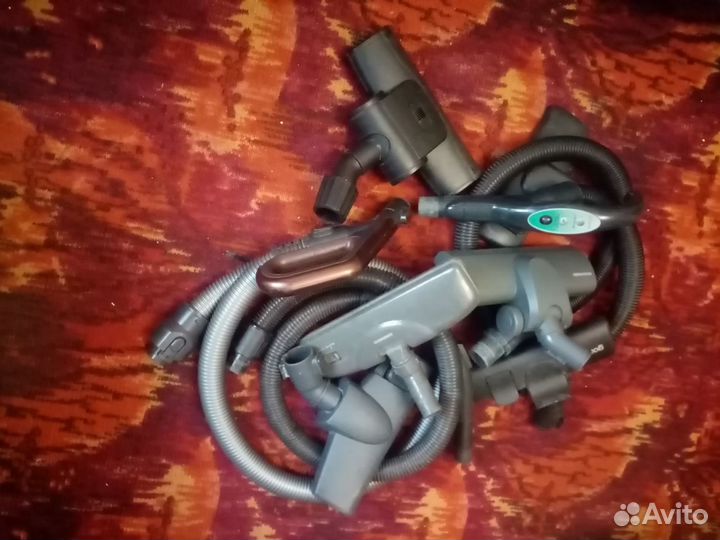 Шланги и щётки пылесосов