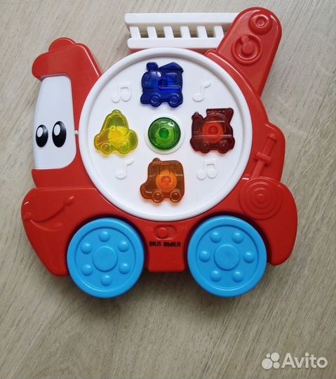 Развивающие игрушки для малышей