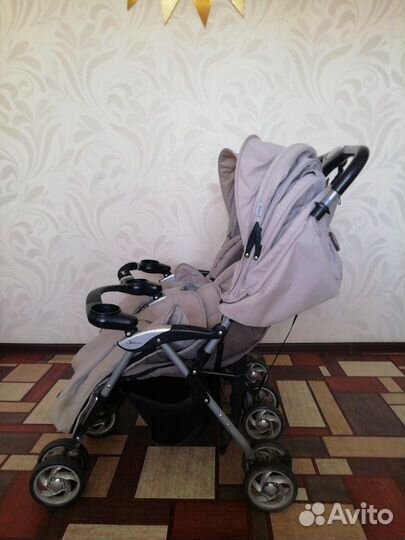 Коляска для двойни