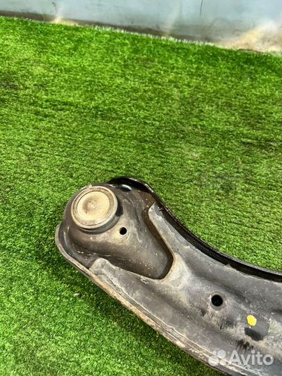 Рычаг передний правый Honda Fit Shuttle GG7 L15A