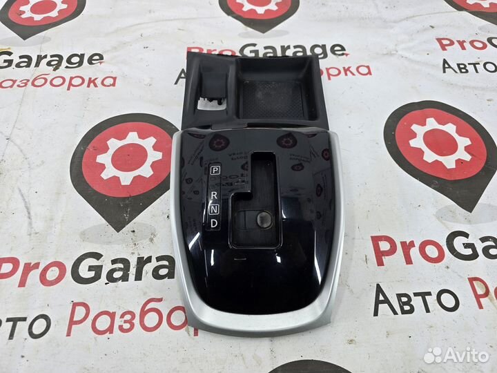 Накладка центральной консоли Nissan Qashqai J11