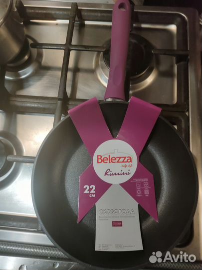 Сковорода тефлоновая новая -*Belezza Itali