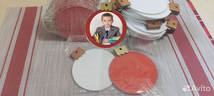 Новогодние елочные игрушки шары на елку для фото