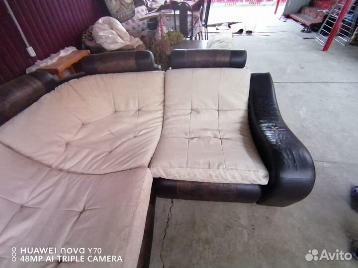 Угловой диван