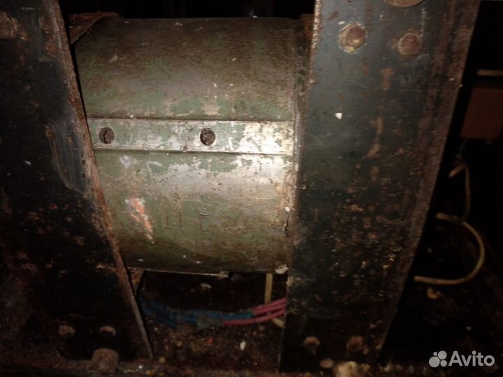 Электрический двигатель