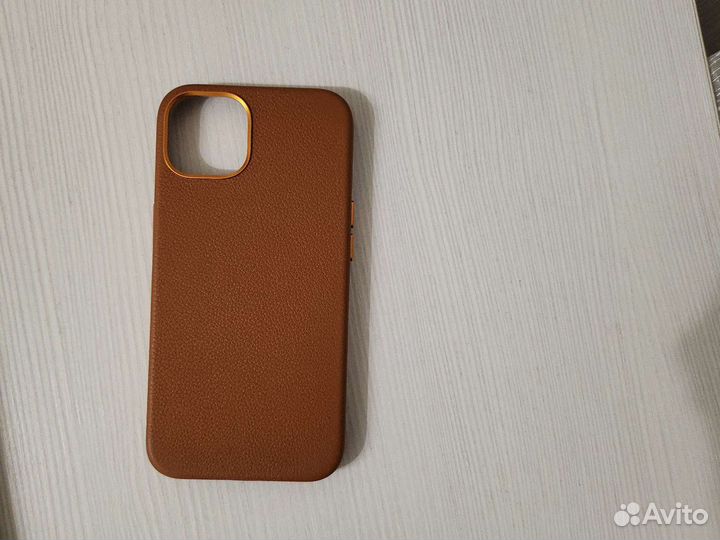 Кожаный чехол iPhone 13