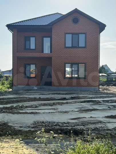 Дом 152 м² на участке 7,6 сот.