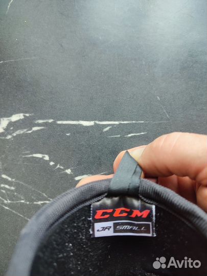 Налокотники хоккейные ccm jr s