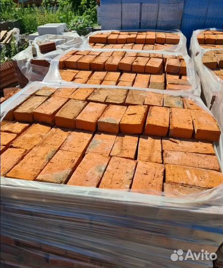 Кирпич с доставкой: делаем качественно и в срок