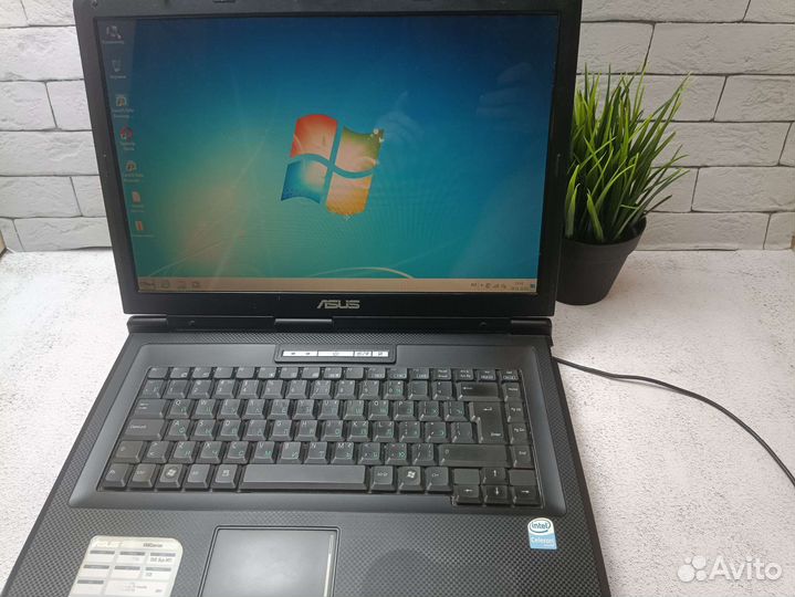 Ноутбук Asus