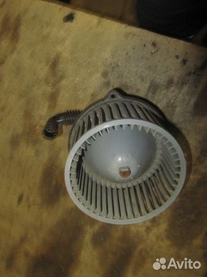 Моторчик отопителя Kia Spectra 01-11 1k2n161b10