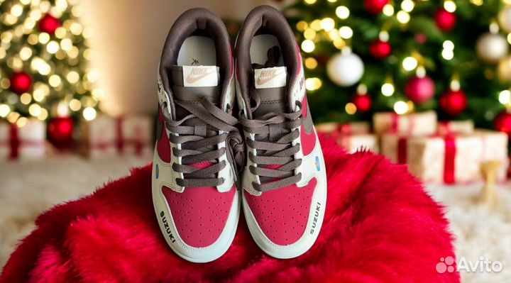 Nike Dunk Low Suzuki