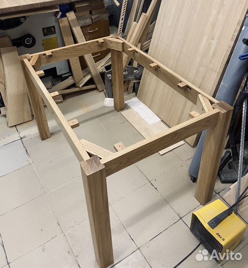 Стол из массива дуба