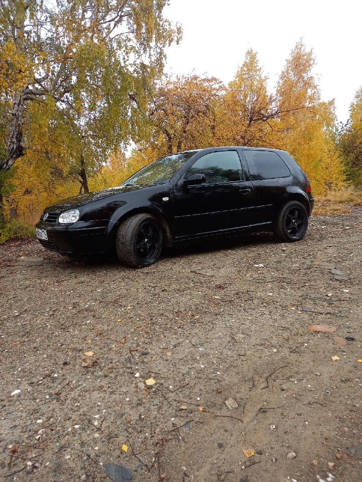 Volkswagen Golf: фото владельца