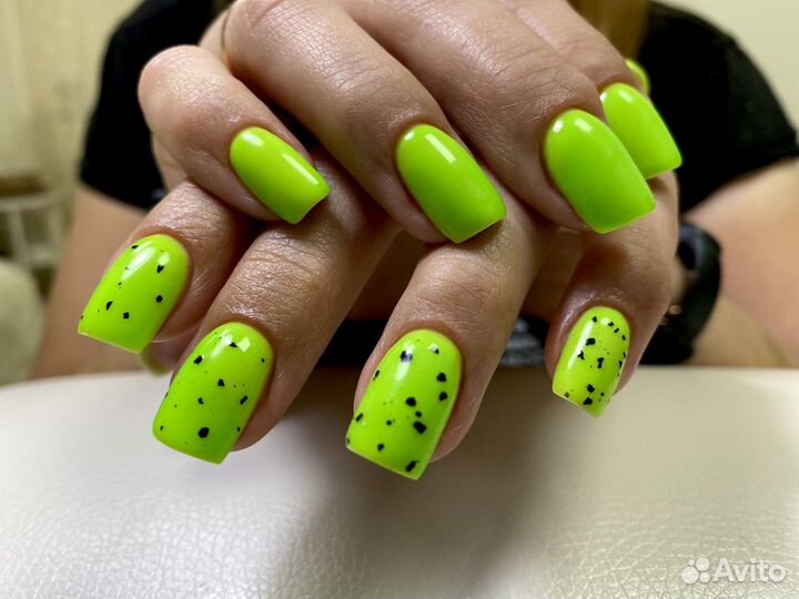 Маникюр и педикюр