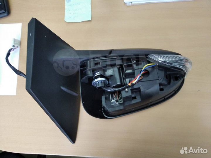 Зеркало заднего вида правое Toyota Corolla 180