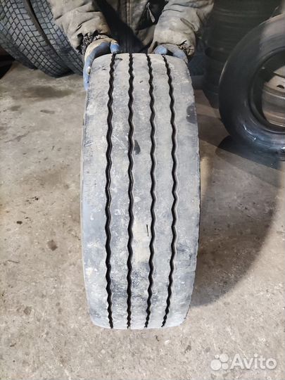 Грузовые шины бу 285 70 19.5