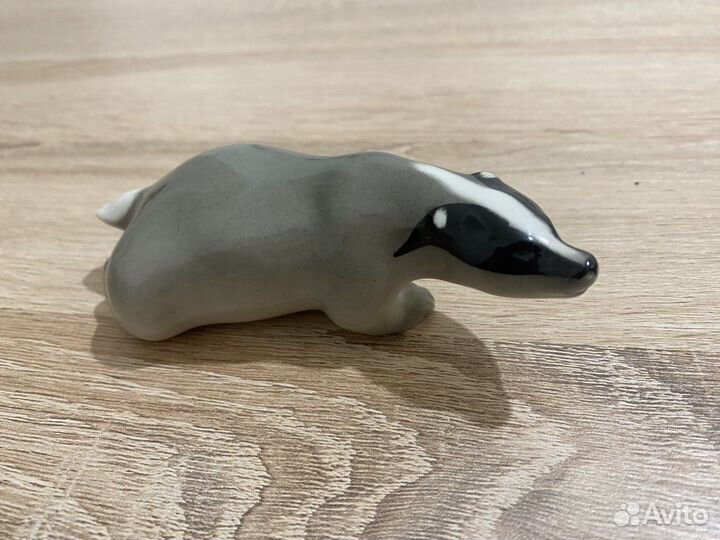 Советская статуэтка со сколом