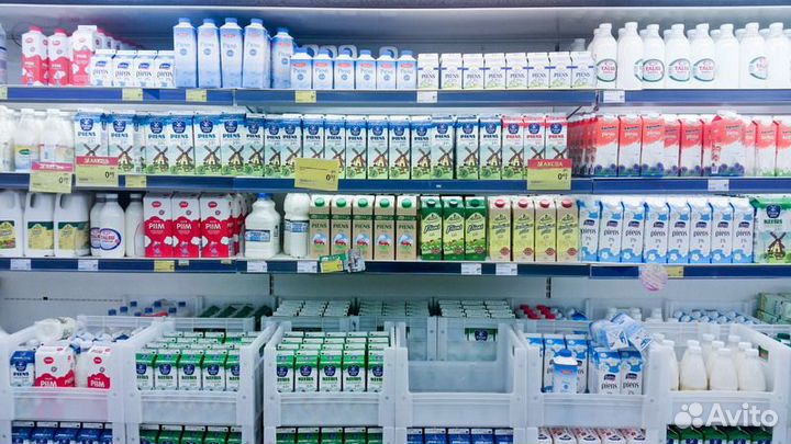 Продавец в молочный киоск