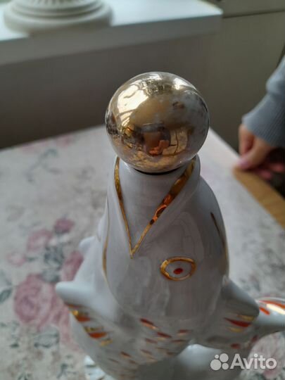 Графин и рюмки рыбки СССР белые