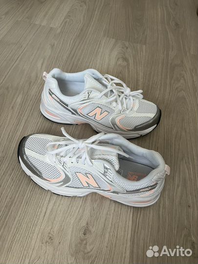 Кроссовки New Balance 530 оригинал новые 39