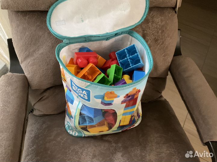 Детский конструктор Mega Bloks First Builders