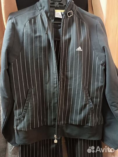 Спортивный костюм женский adidas 48