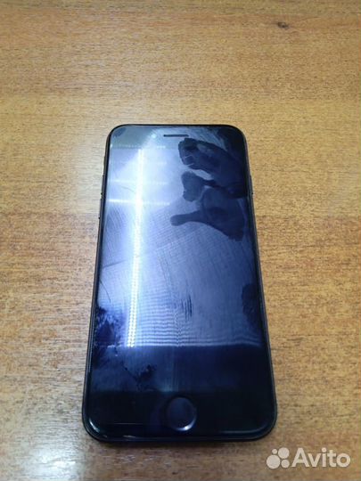 iPhone 7, 32 ГБ