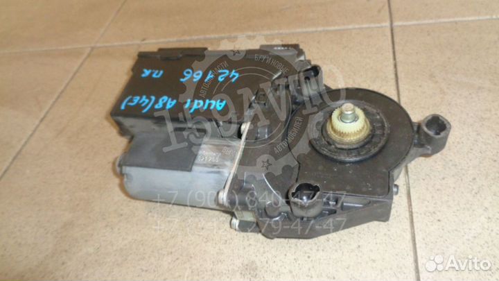 Моторчик стеклоподъемника Audi A8 (D3)