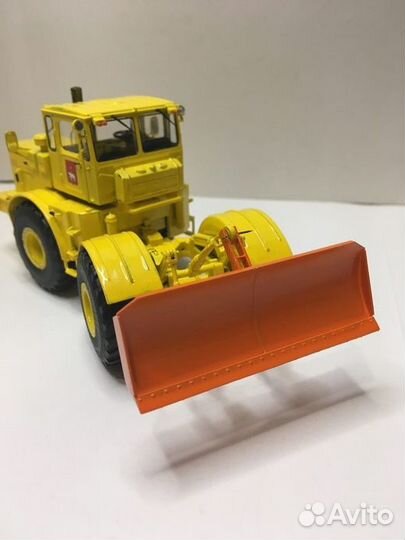 1:35 Сборная модель Отвал для трактора К-700