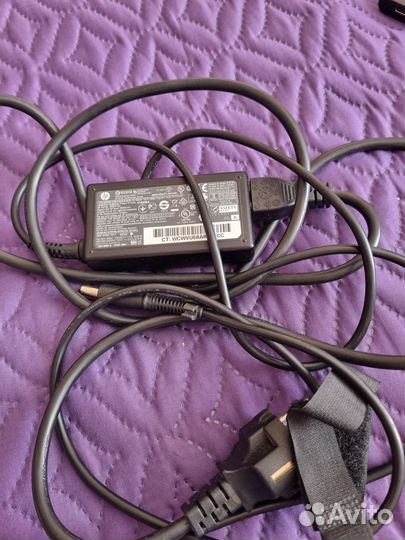 Продам блок питания HP 45W