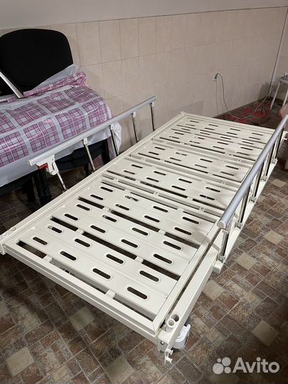 Медицинская функциональная кровать