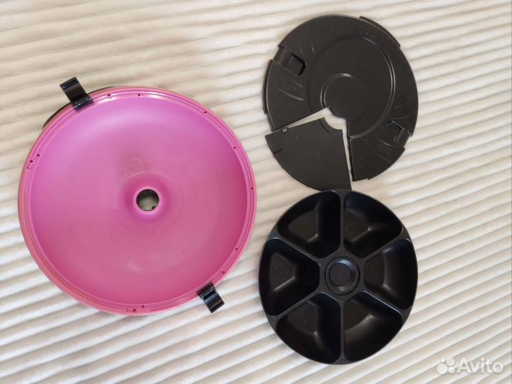 Автоматическая кормушка для кошек и собак