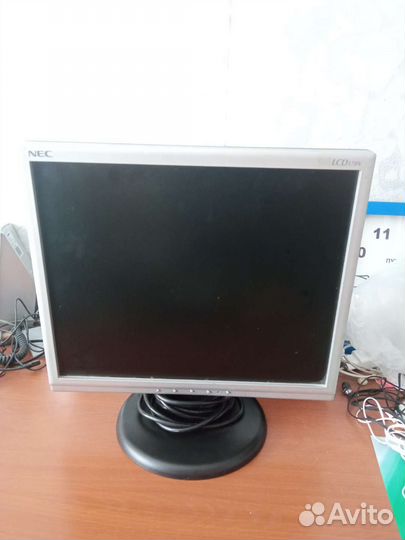 Монитор NEC 17 дюймов