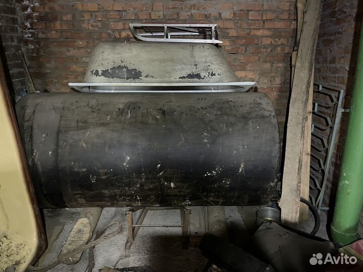 Жезная емкость для топлива